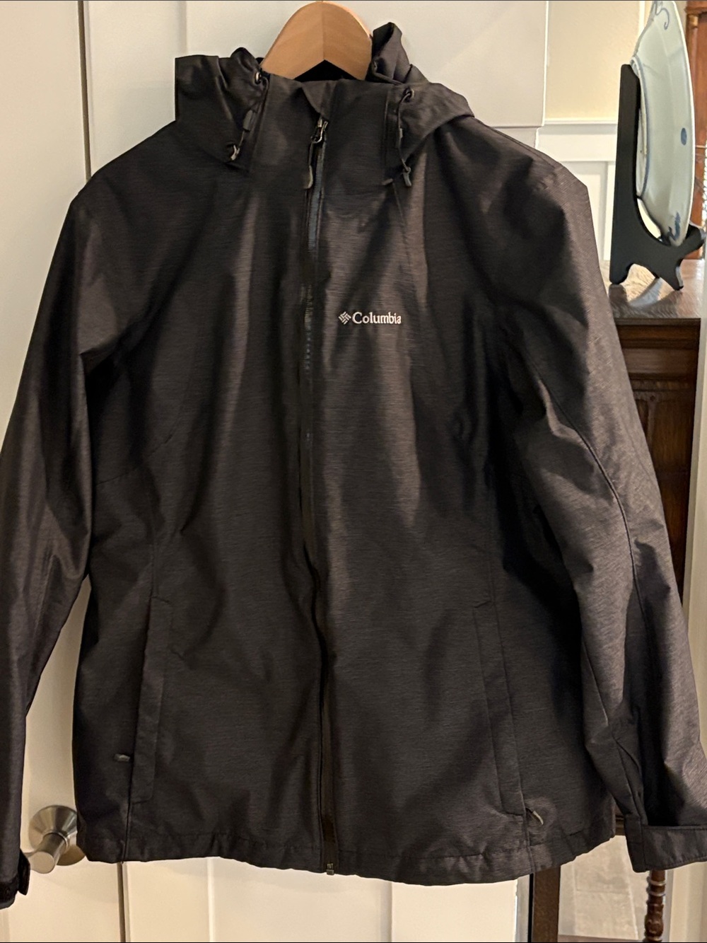 Columbia Womens Black Hooded Shell Rain Jacket with Logo